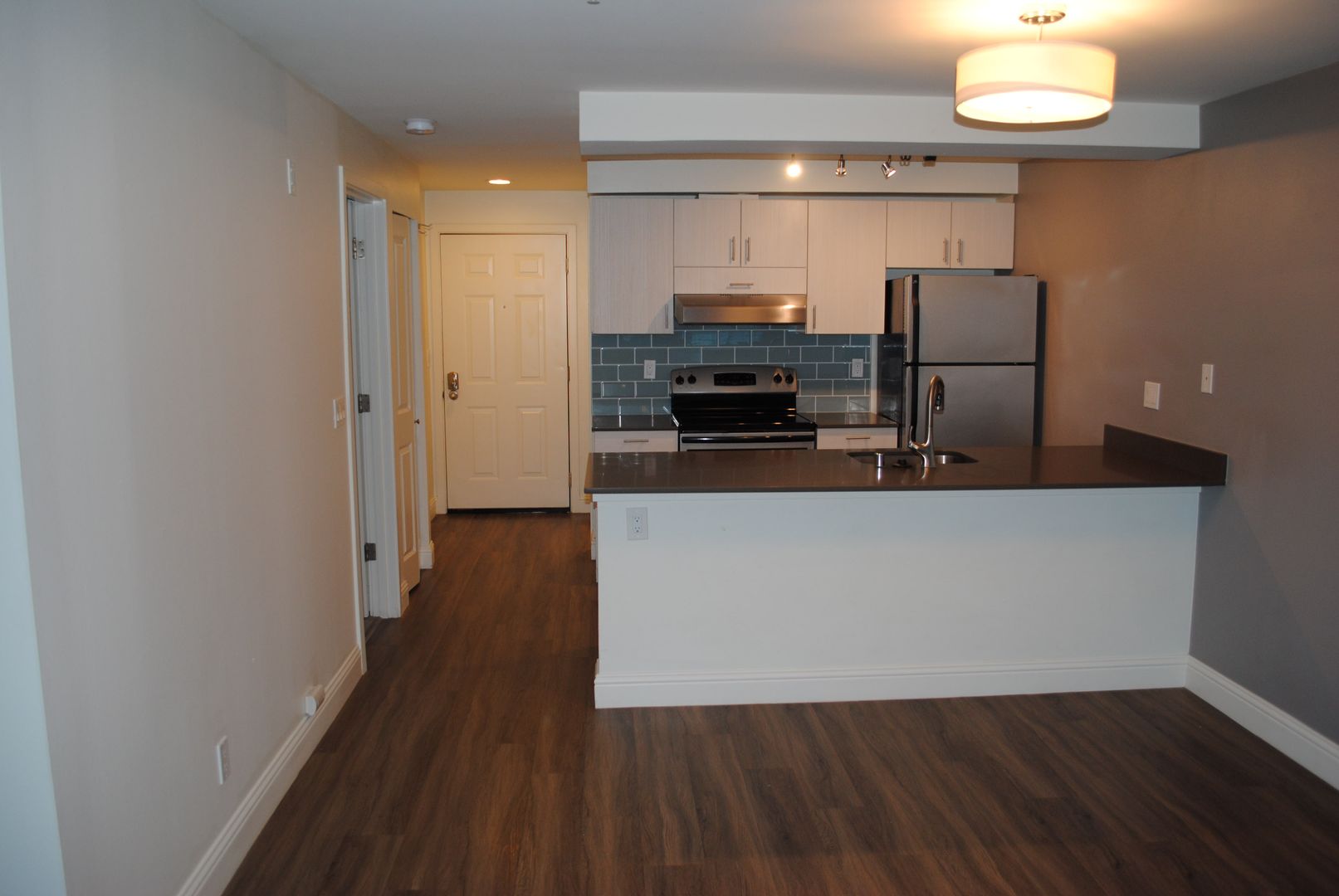 Seattle Apartment: 1515 NW 52nd St