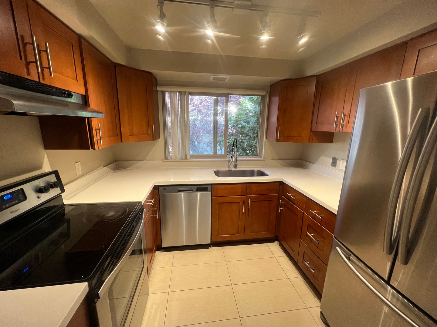 Seattle Apartment: 4420 Greenwood Ave N - Unit 4