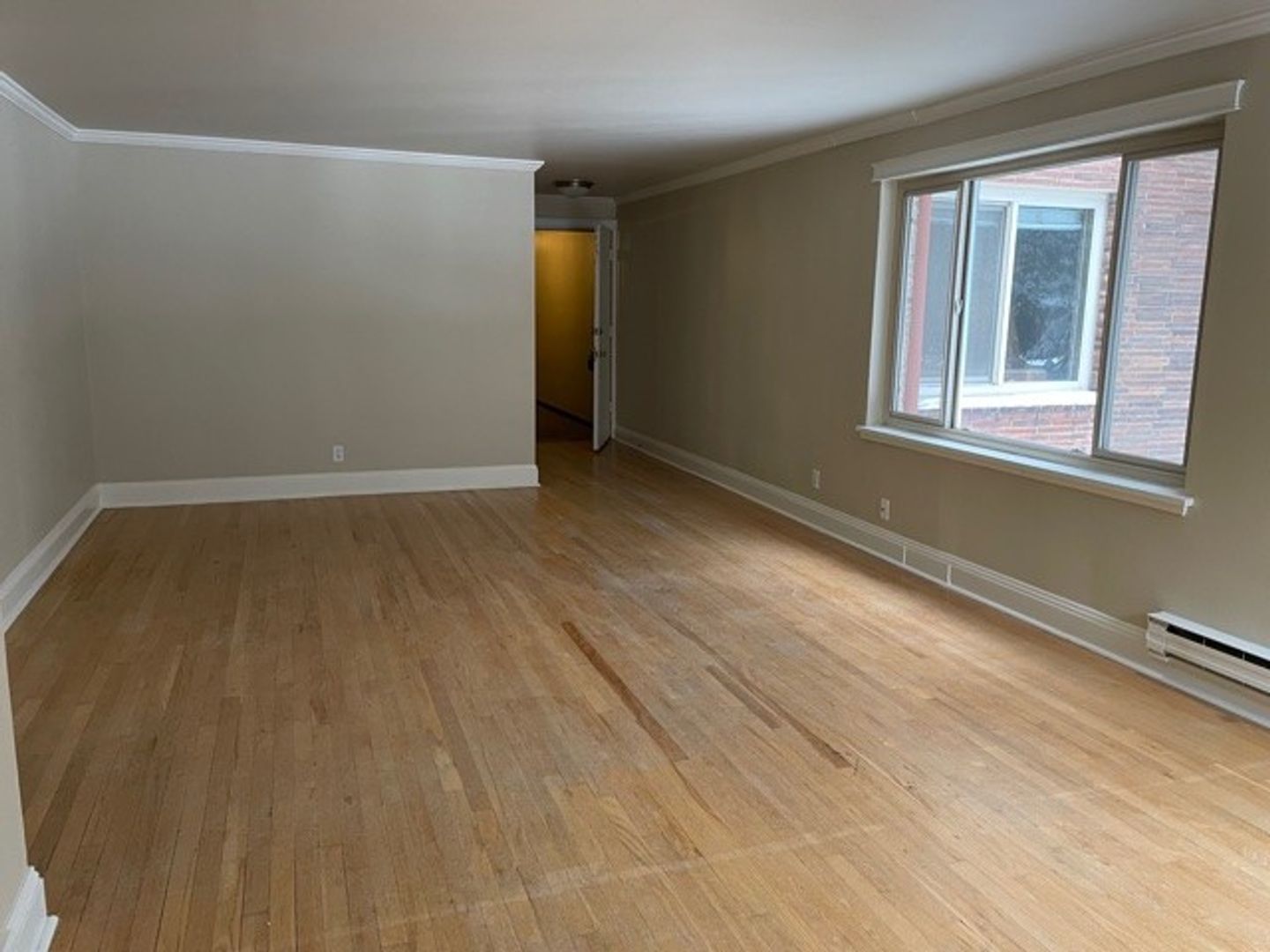 Seattle Apartment: 1205 Queen Anne Ave N