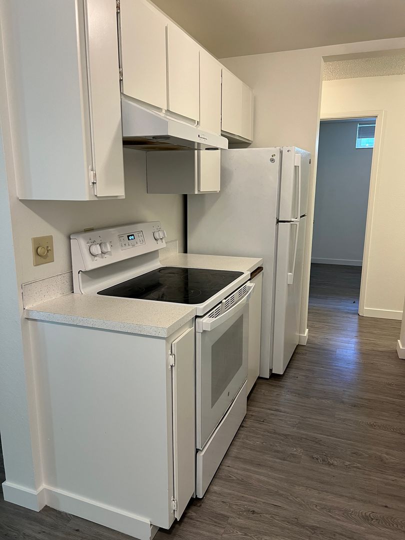 Seattle Apartment: 4333 Dayton Ave N