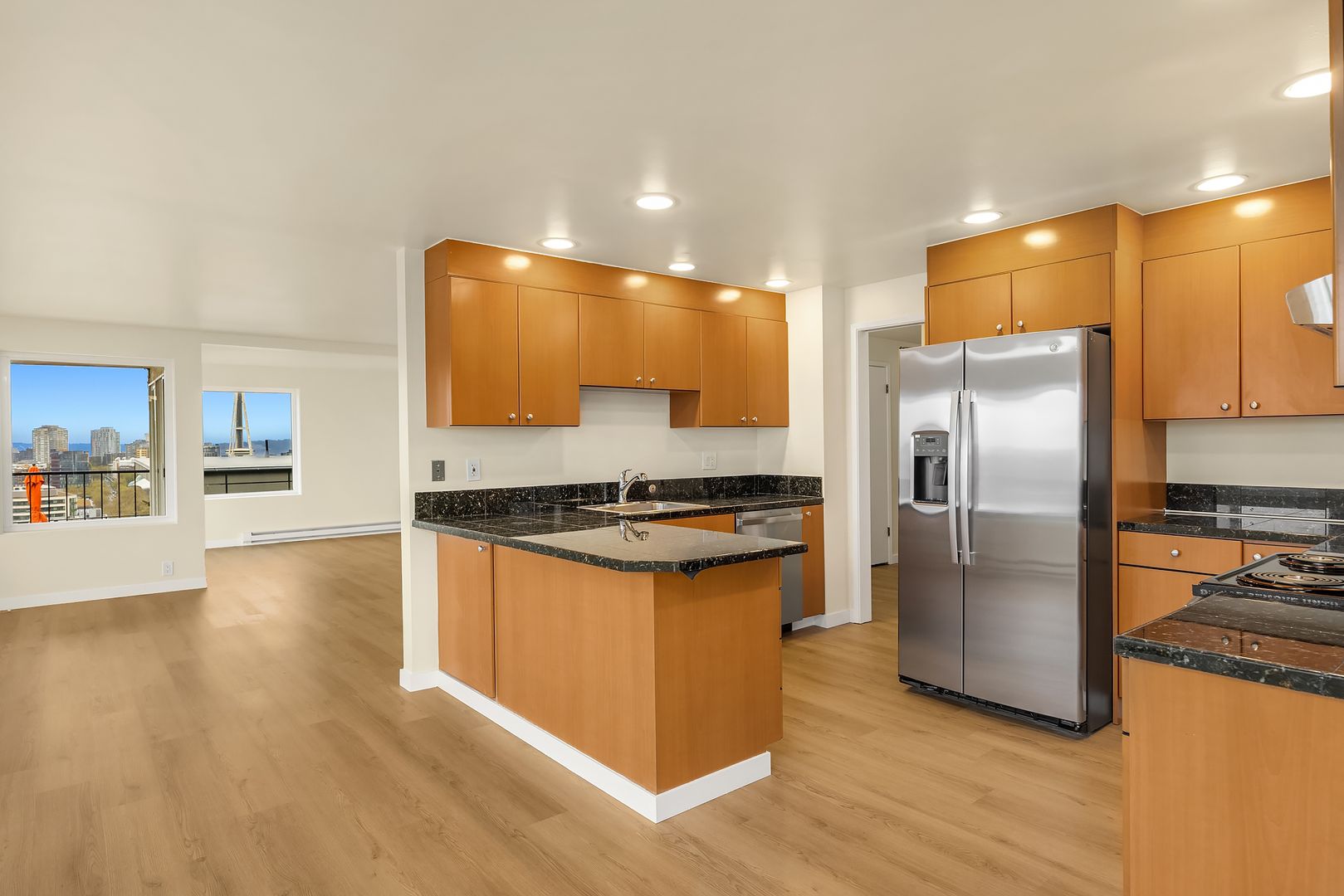 Seattle Apartment: 501 Highland Dr