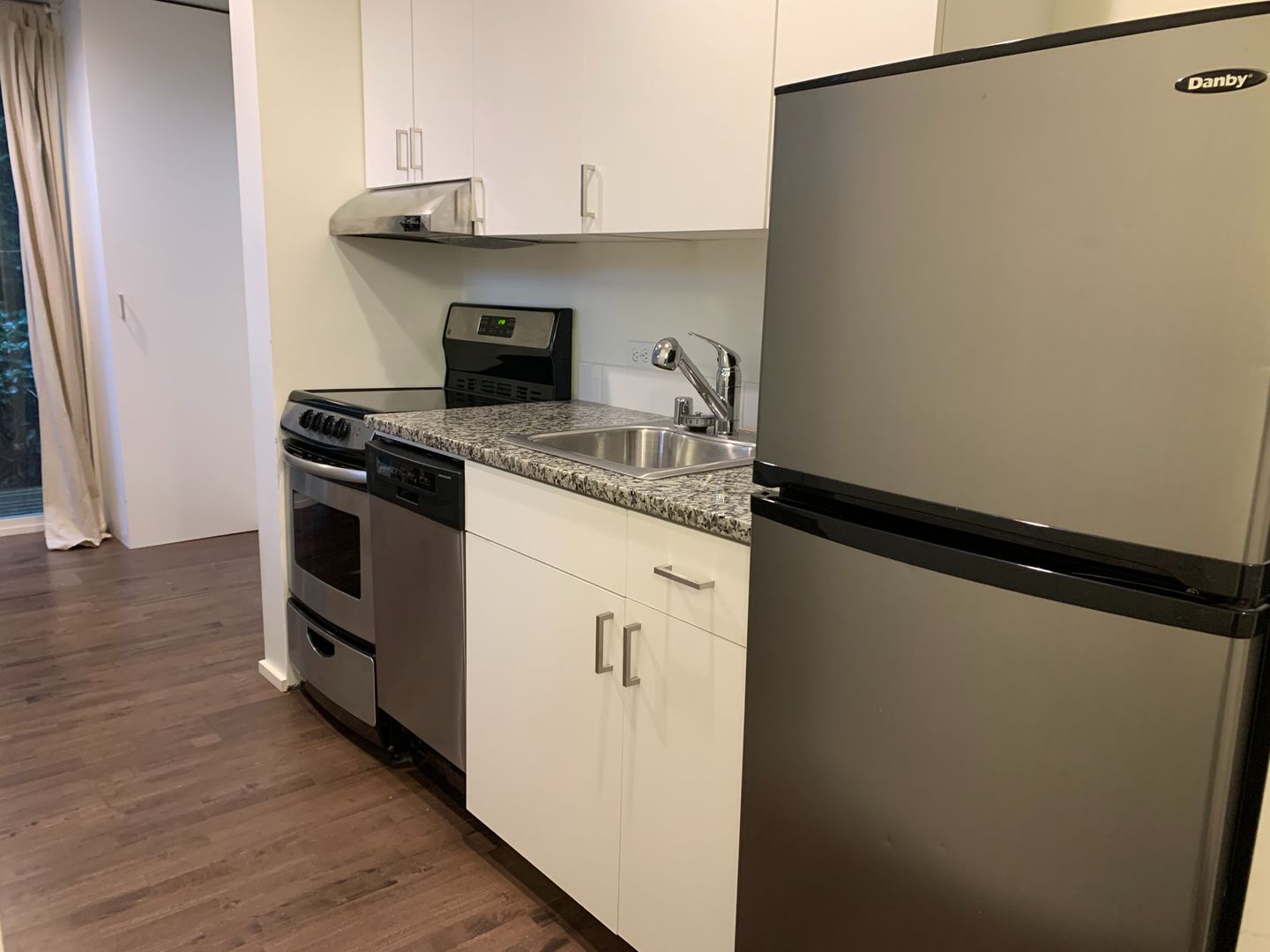 Seattle Apartment: 1814 E Denny Way - Unit 101