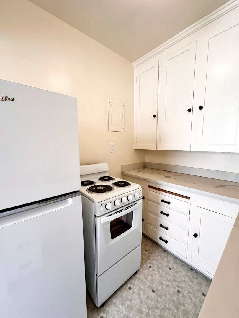 The Windermere Apartments 8 of 9