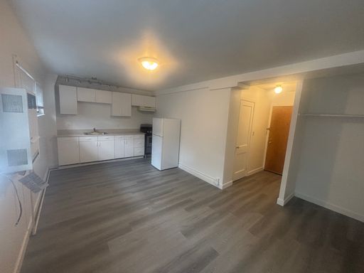 New remodeled studio ready for move in! – photo 1