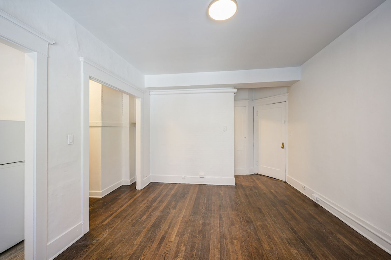 Virginian Apartments 3 of 12