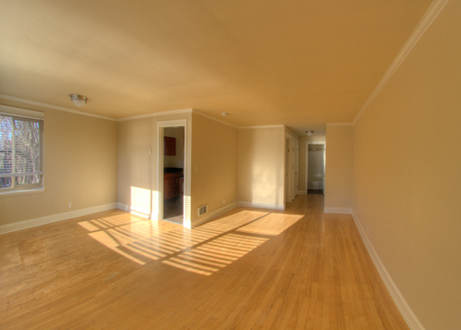 Seattle Apartment: 1205 Queen Anne Ave N