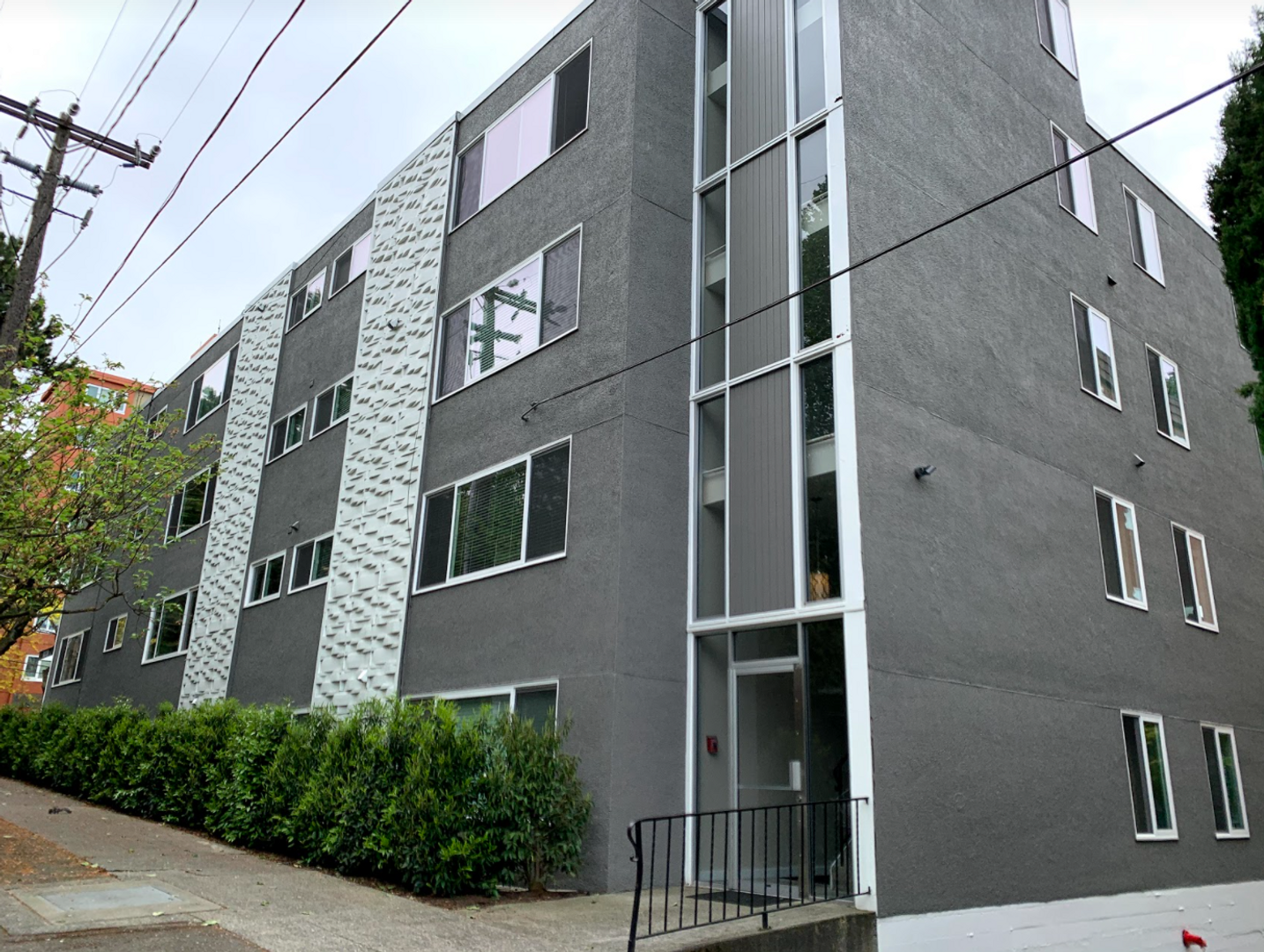 1221 Apartments 8 of 10