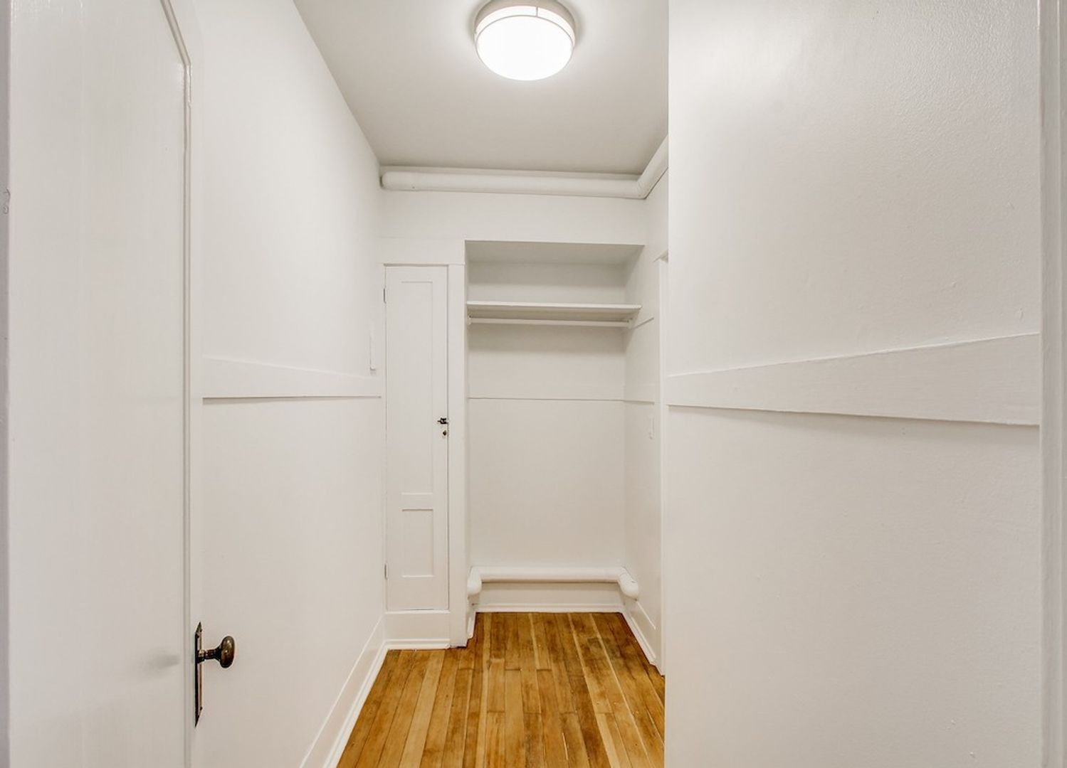 Seattle Apartment: 2014 4th Ave