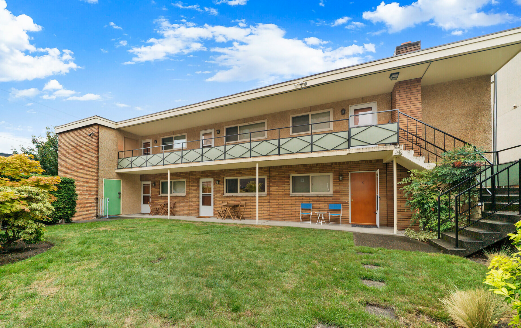 Seattle Apartment: 1304 E Harrison St