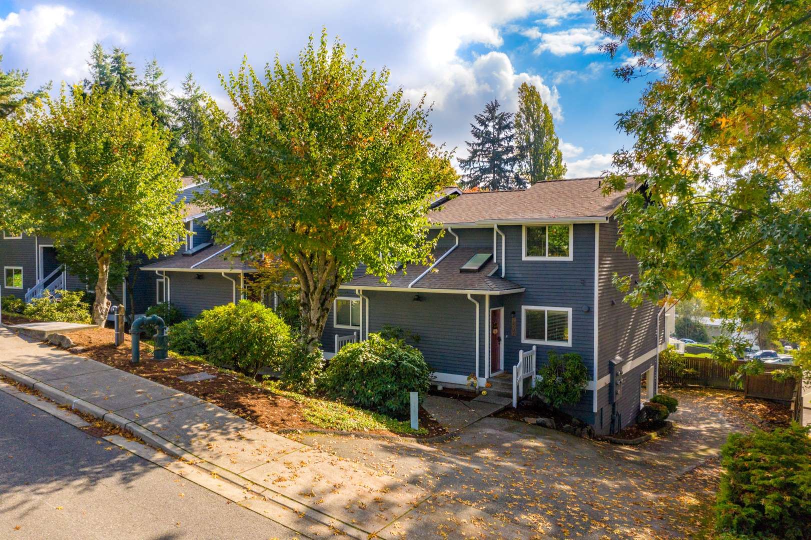 Redmond Apartment: 17121 NE 80th Street