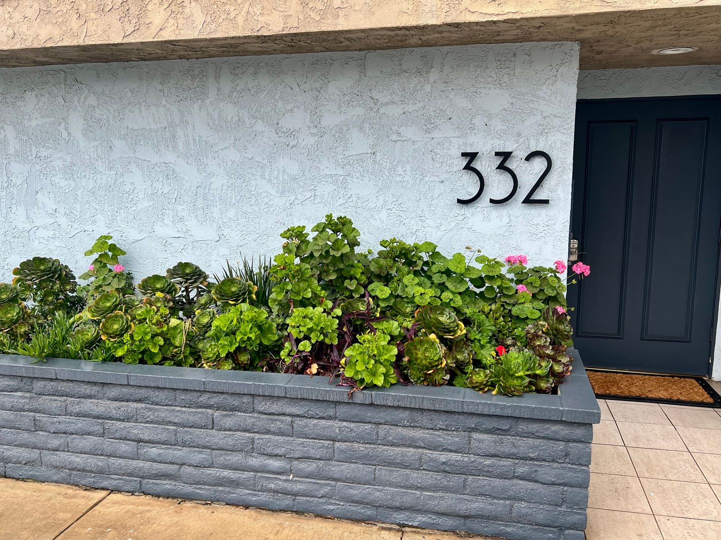 Playa Del Rey Apartment: 332 Culver Blvd / 363 Pershing
