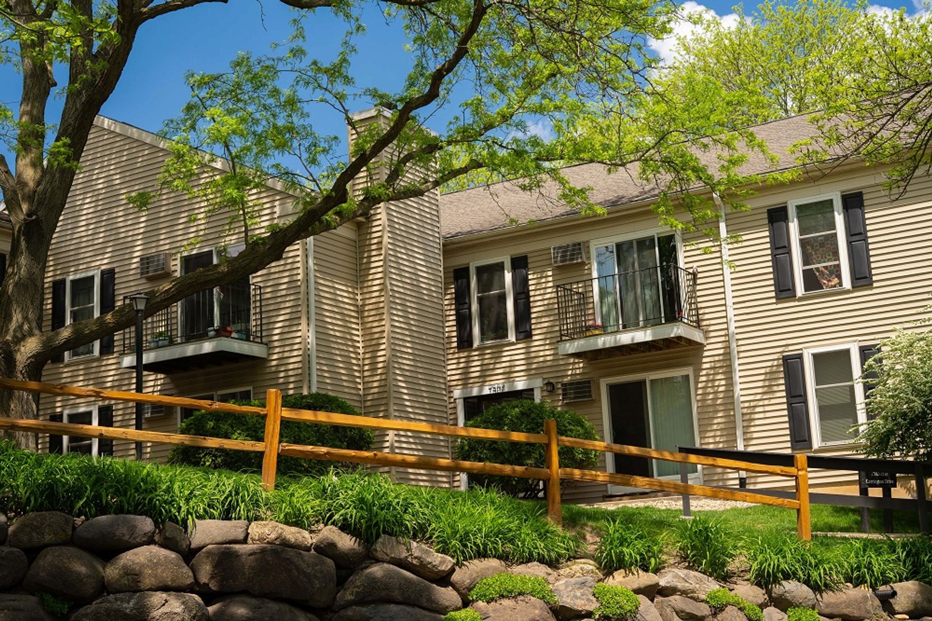 High Point Commons Apartments