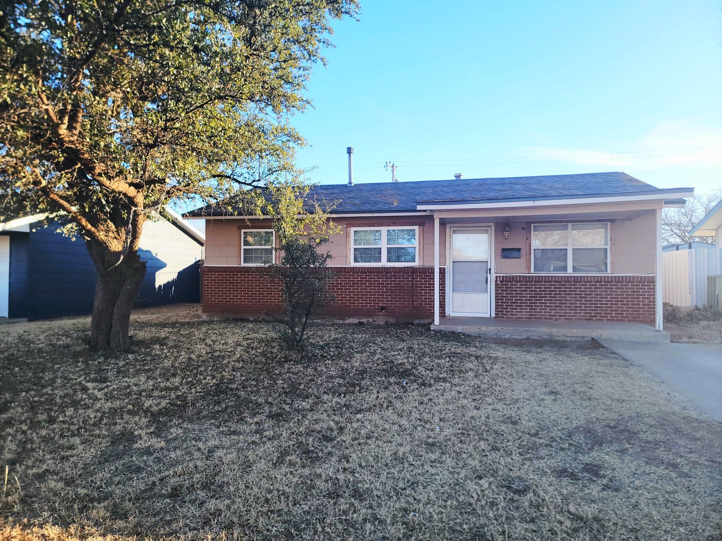 Lubbock House: 4915 39th Street
