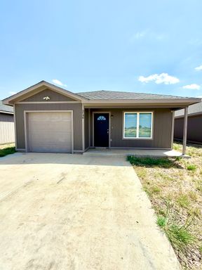 Move In Special 1/2 Off First Months Rent! - Cute 3 Bedroom Home! – photo 1