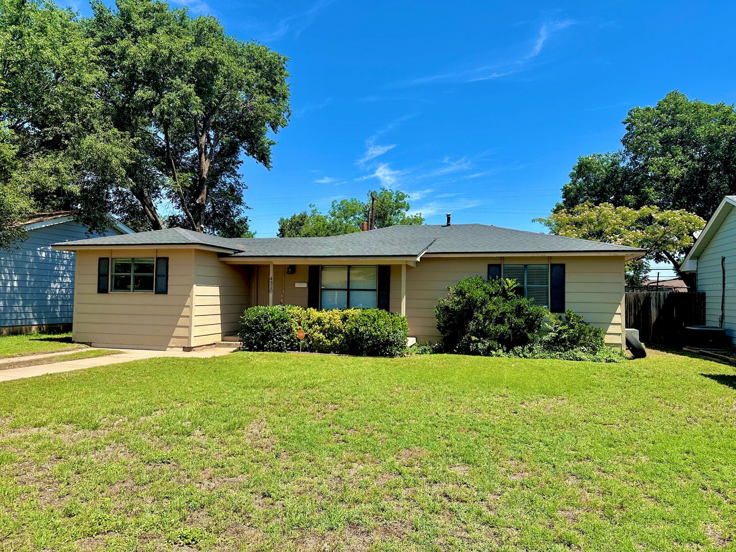 Lubbock House: 4310 31st Street