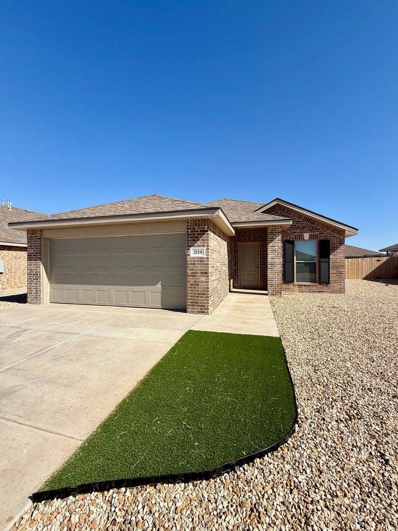 Lubbock House: 2119 Langford Avenue