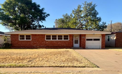 Newly Remodeled 3/2 in Wonderful Central Location! – photo 1