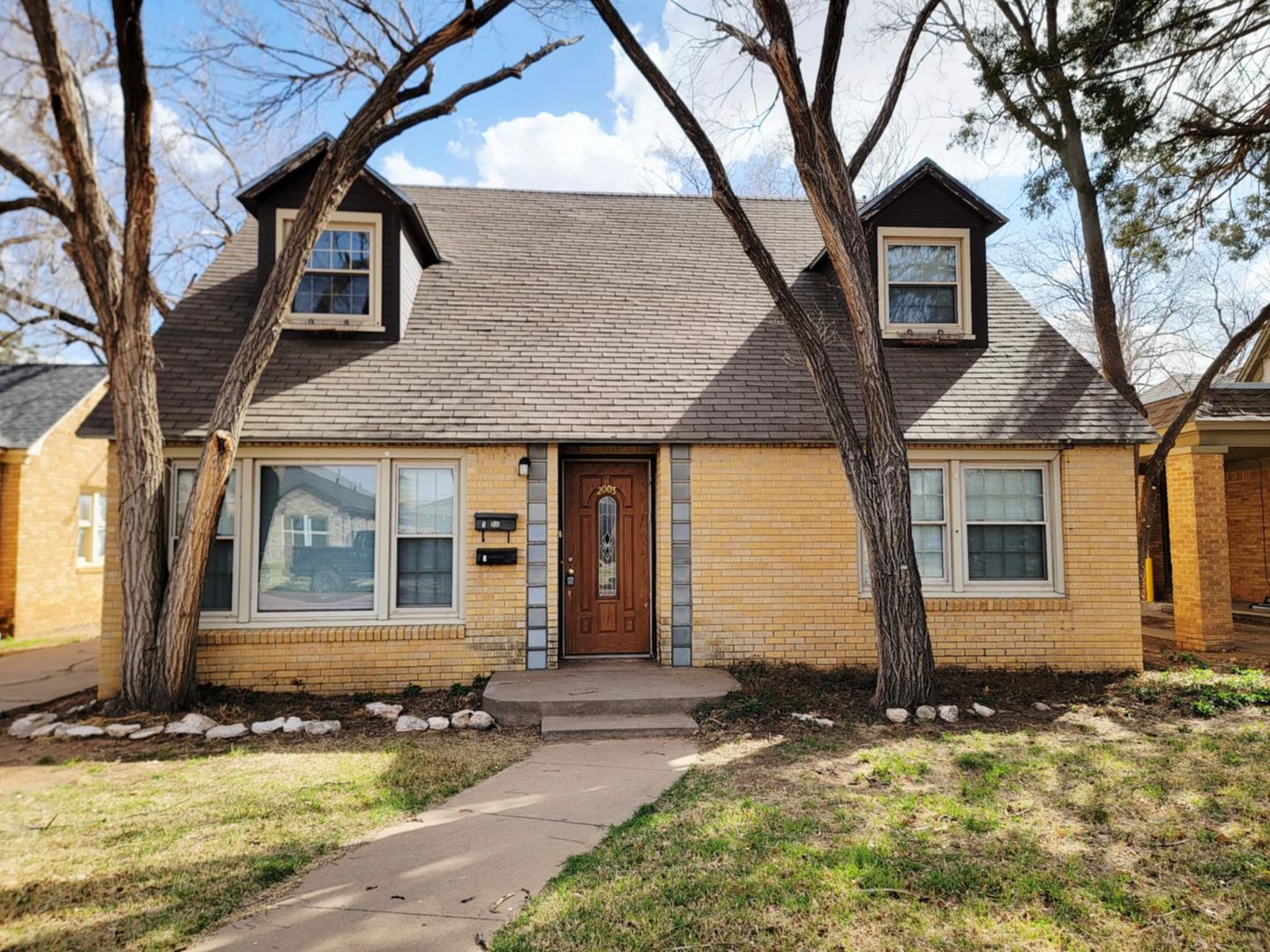 Lubbock Apartment: 2003 16th Street