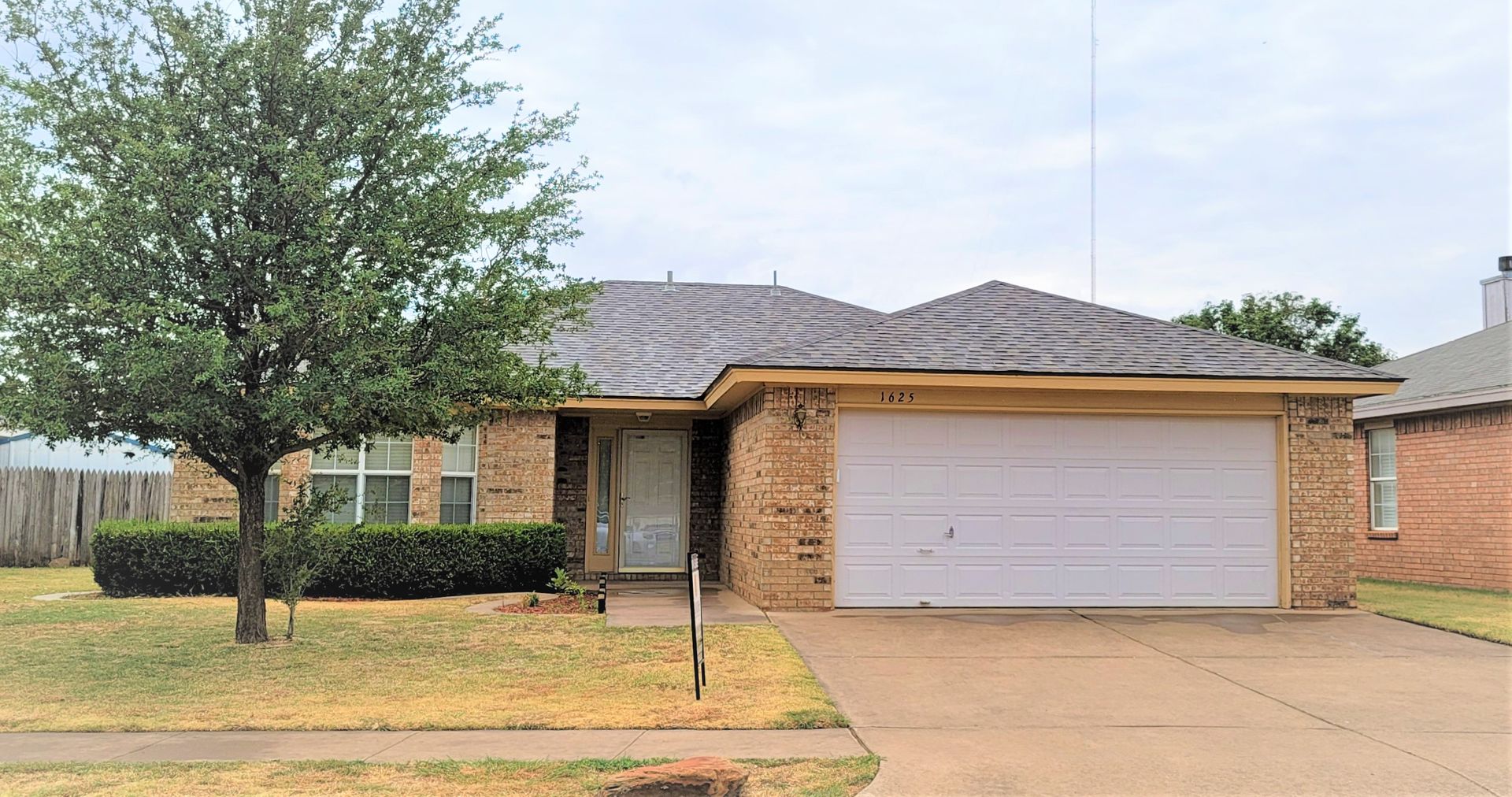 Lubbock House: 1625 79th Place
