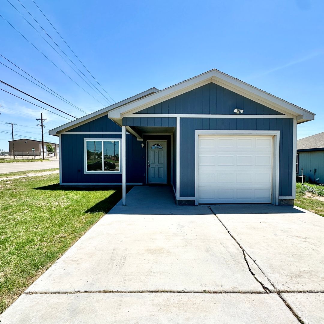 Lubbock House: 1520 E. 13th Street