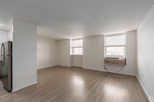 Studio Apartment – 2215 Arch St, Philadelphia, PA 19103