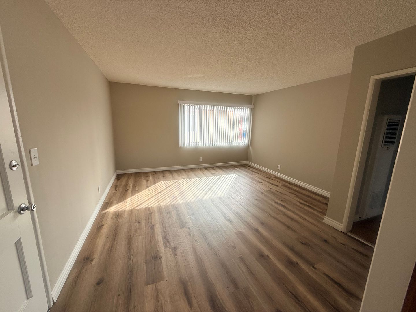 Los Angeles Apartment: 8310-22 Western Ave