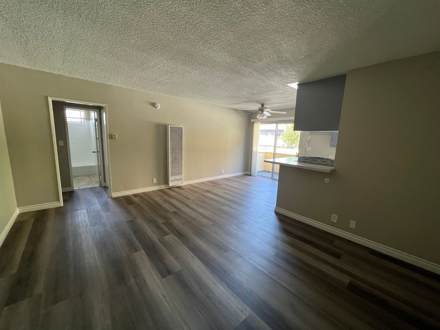 1400 Gramercy Pl 2 of 8