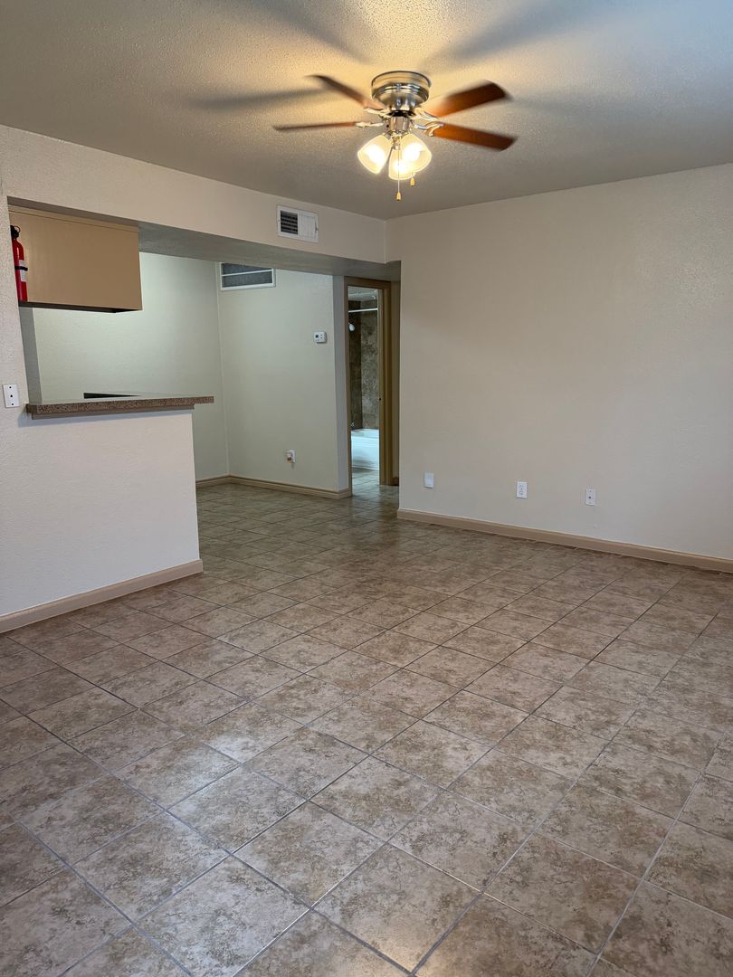 Houston Apartment: 7255 Corporate Dr