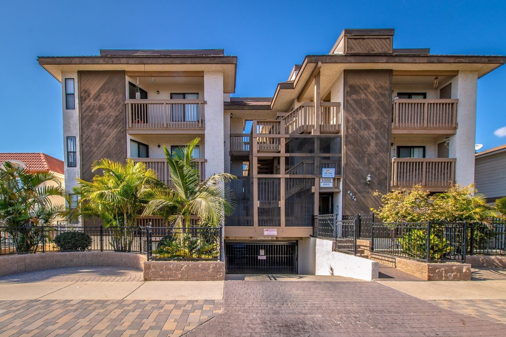 SAN DIEGO Apartment: 4074 SWIFT AVE