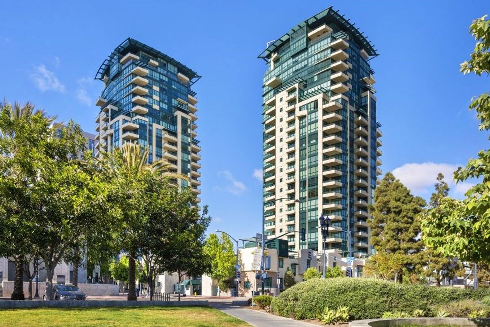 San Diego Condo: 555 Front St. #602