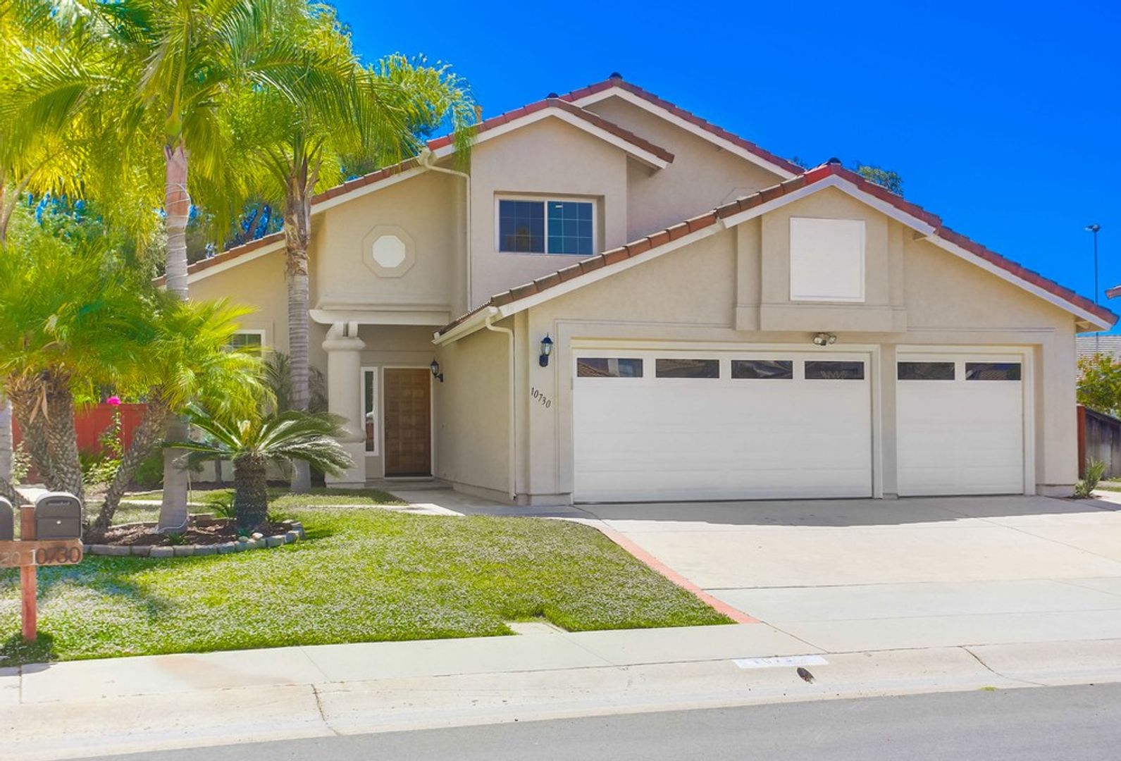 San Diego House: 10730 Carillon Ct.