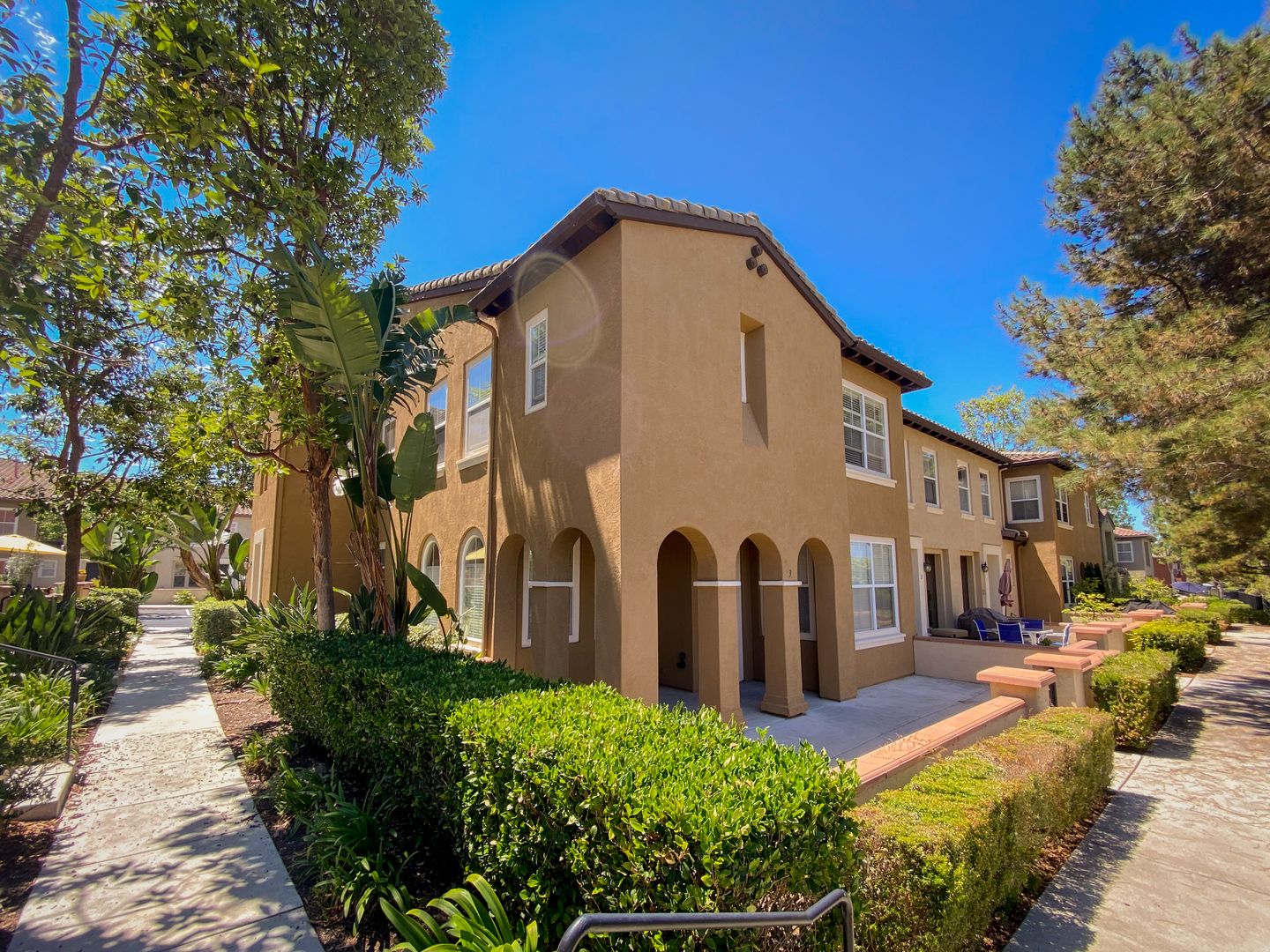 San Diego Townhome: 7850 Via Belfiore #3