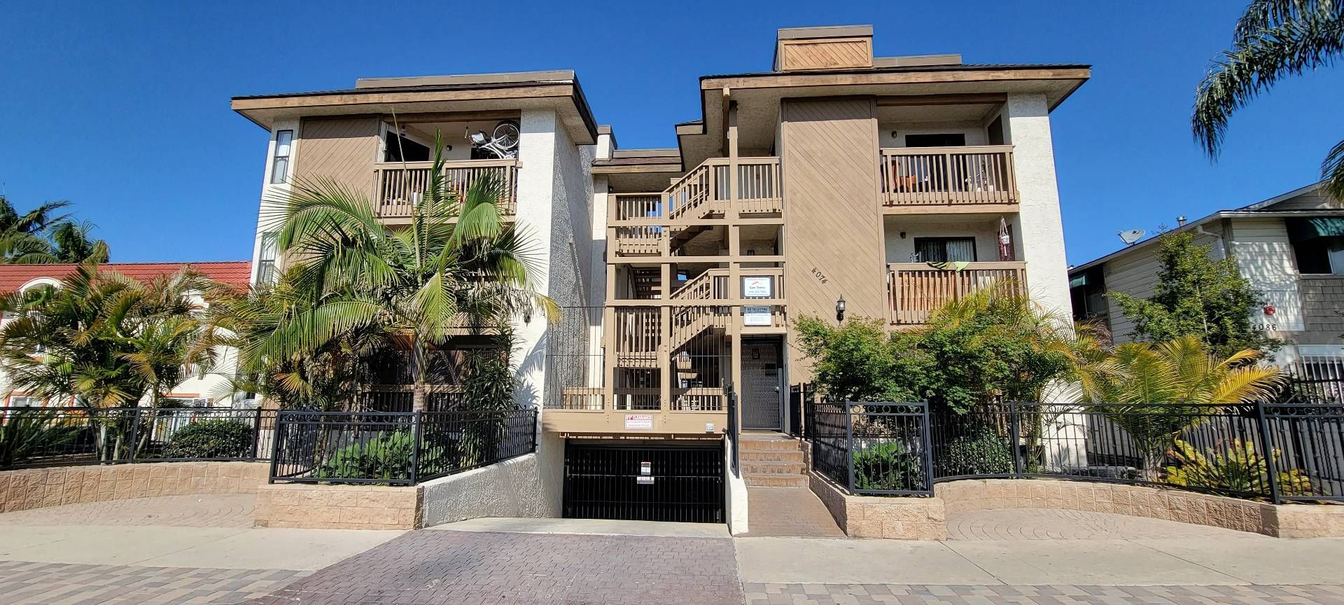 SAN DIEGO Apartment: 4074 SWIFT AVE