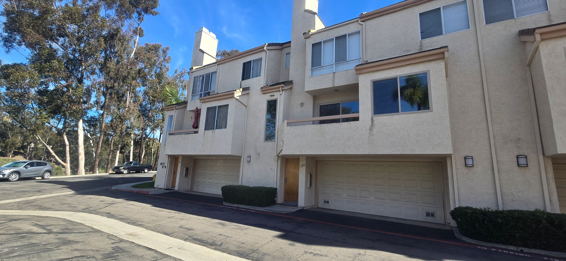 San Diego Condo: 6110 Calle Mariselda #102
