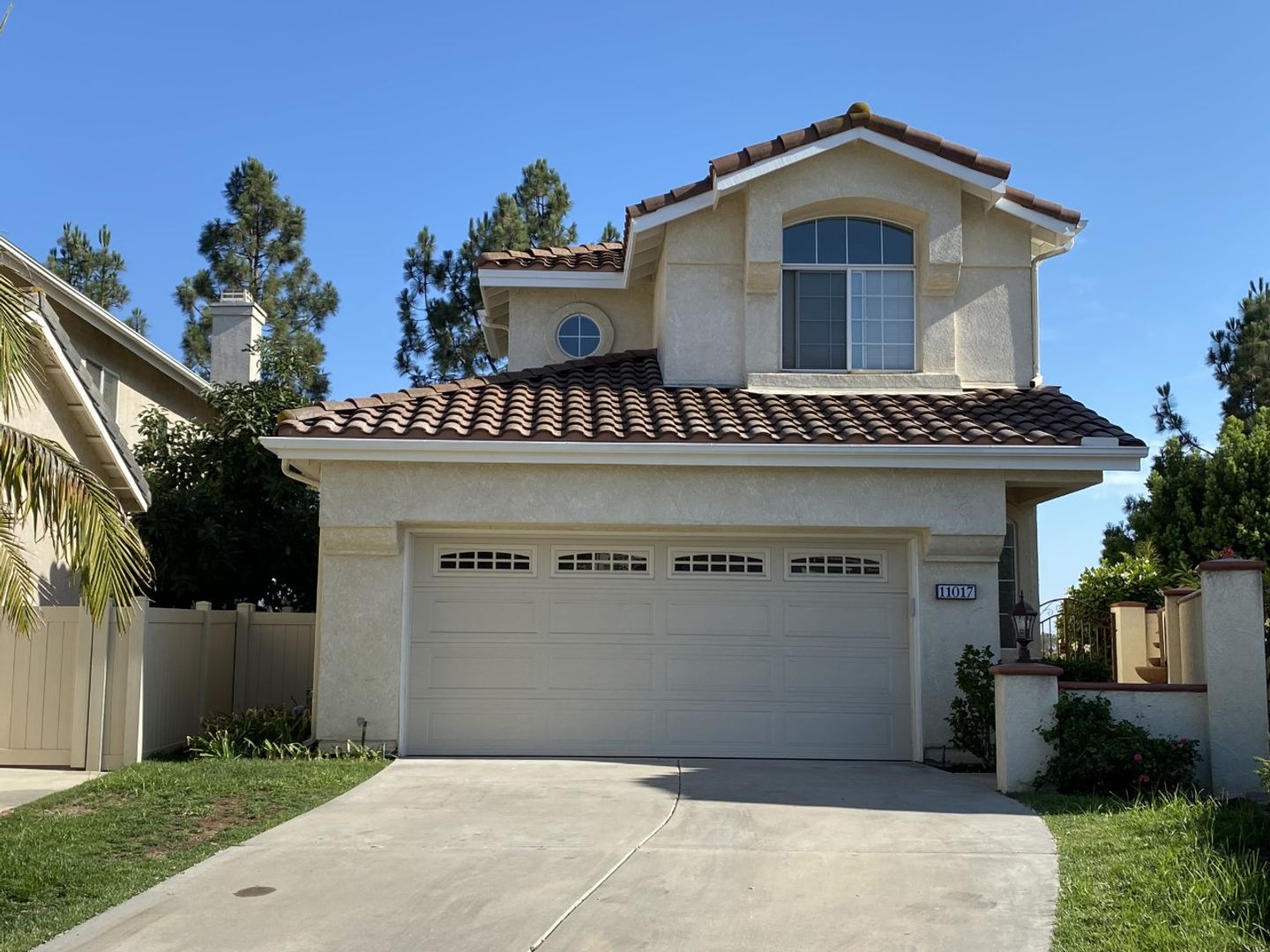 San Diego House: 11017 Corte Playa Merida