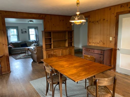 Spacious 2-Bedroom with Dining Room & Living Room — Steps from Cornell – photo 1