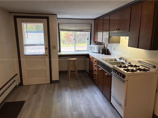 Unique Studio Apartment on North Campus, Close to the Bus Stop - All Utilities Included – photo 1