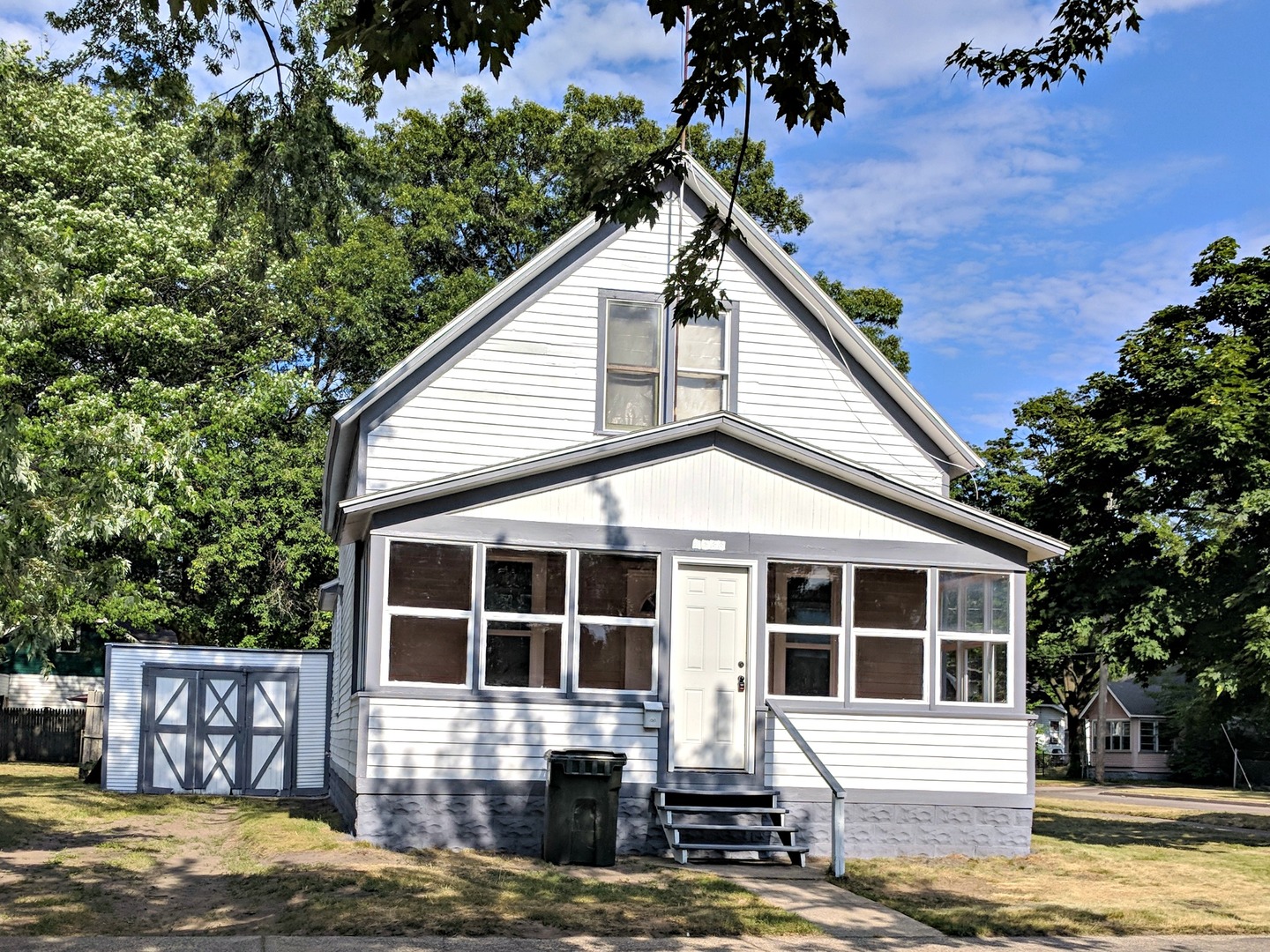 Muskegon House: 1666 Smith St