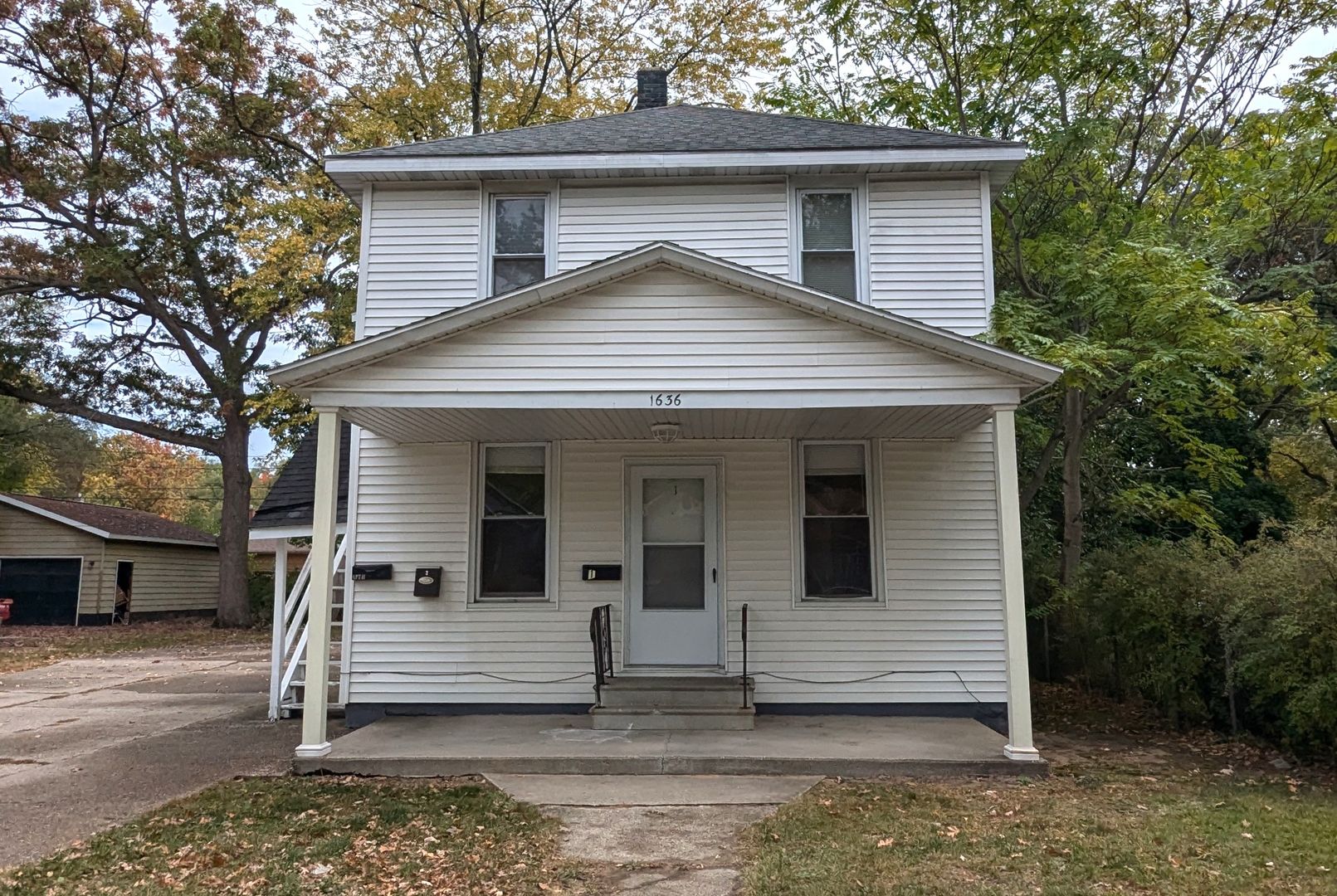 Muskegon Apartment: 1636 Manz St.