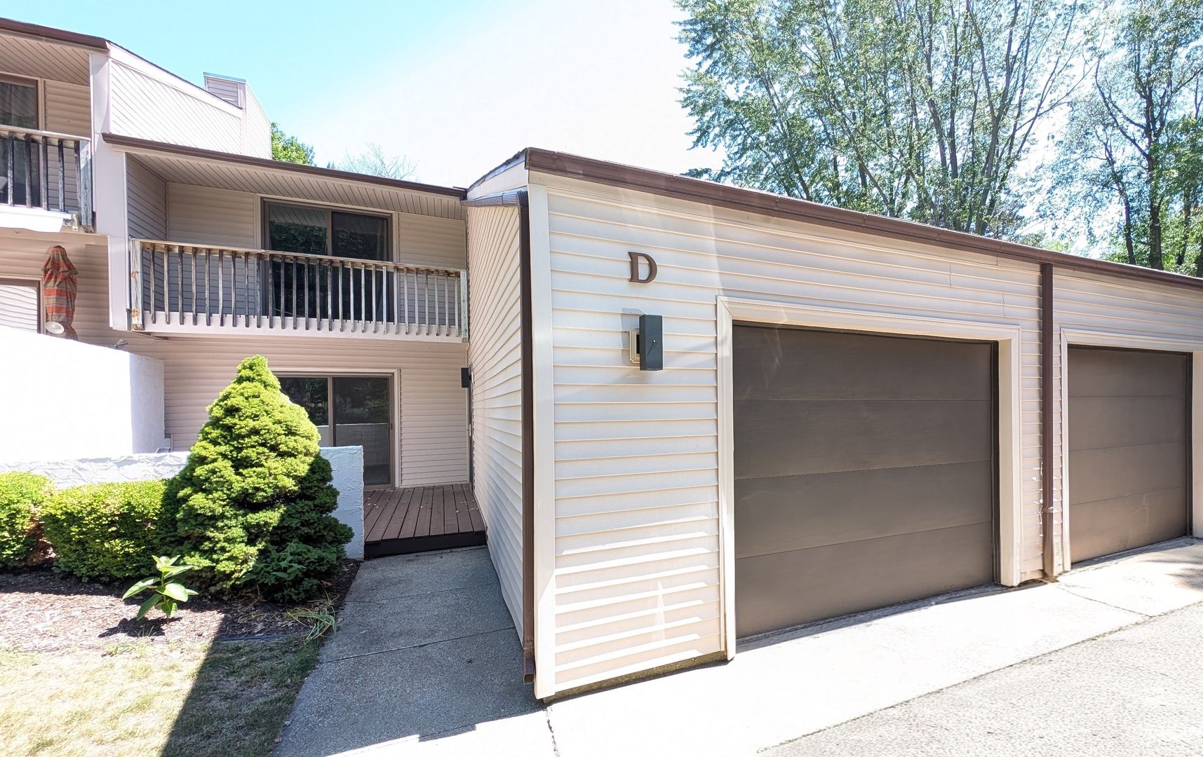 Spring Lake House: 17554 Parkwood Drive, Unit D