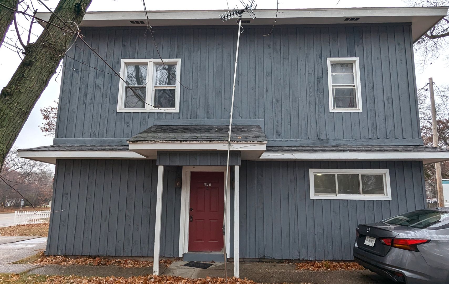 Norton Shores Apartment: 3290 S. Getty St.