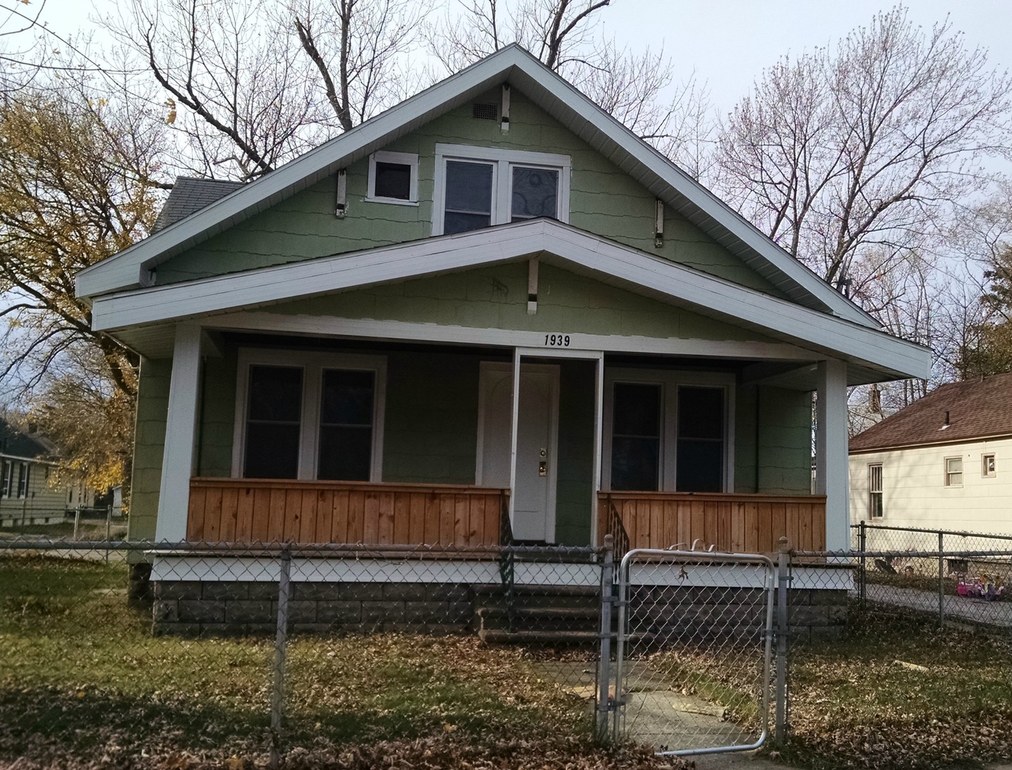 Muskegon Apartment: 1939 Terrace St.