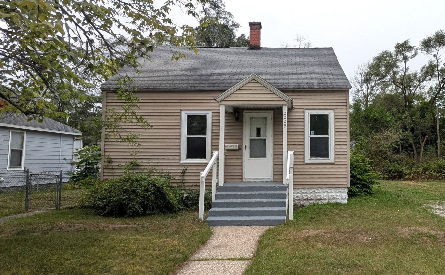 Muskegon Heights House: 2229 McIlwraith Street