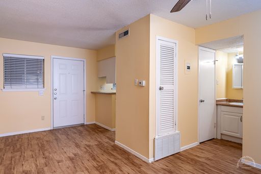 Preleasing Fall 2026 | Studio Apartment – photo 1