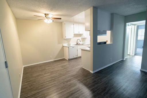 17211 Chatsworth - Gorgeous, fully renovated building located in Granada Hills – photo 1