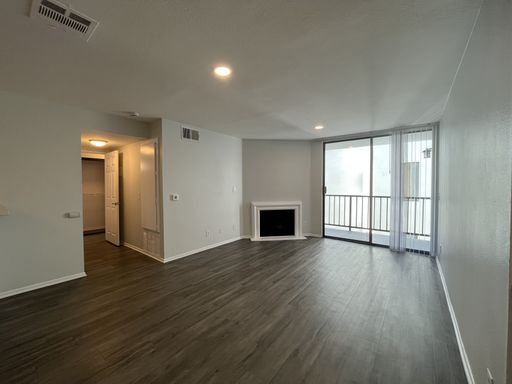 5235 Kester - Gorgeous, fully renovated building located in Sherman Oaks – photo 1