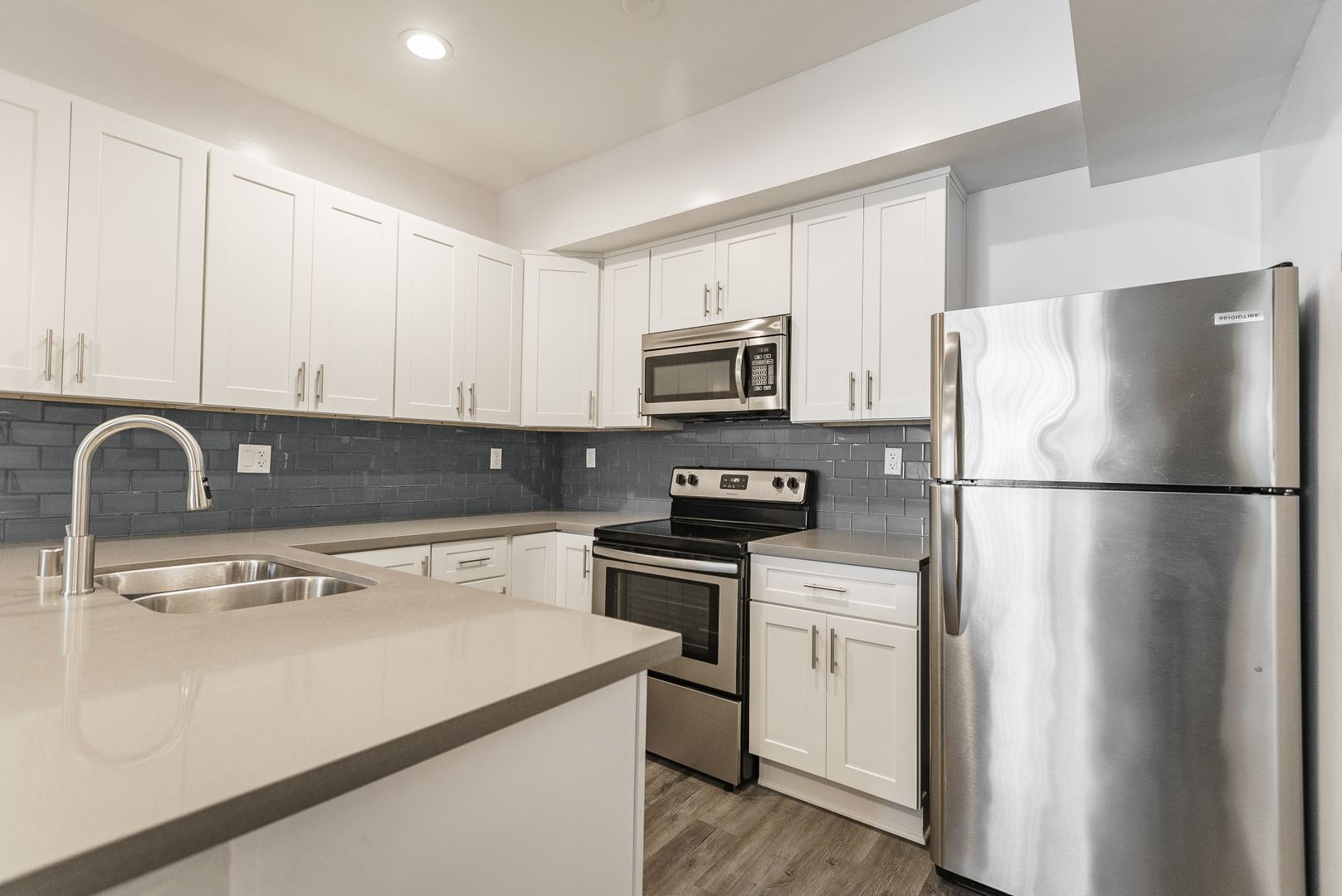 Los Angeles Apartment: 1865 N. Fuller Ave
