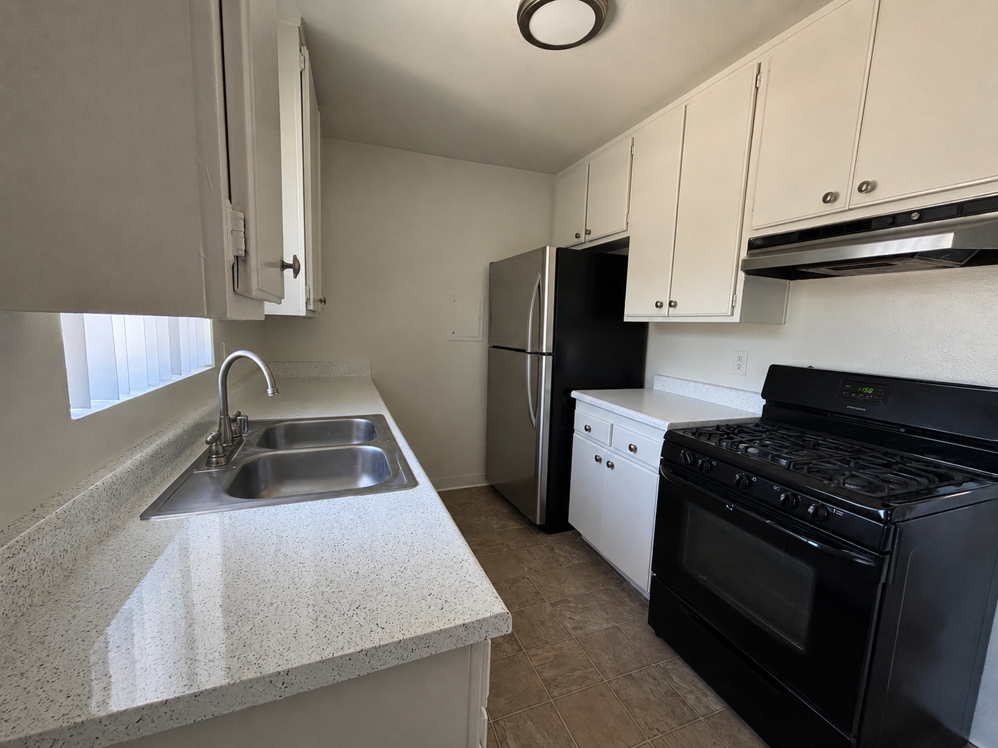 Agoura Hills Apartment: 5245 Chesebro Road