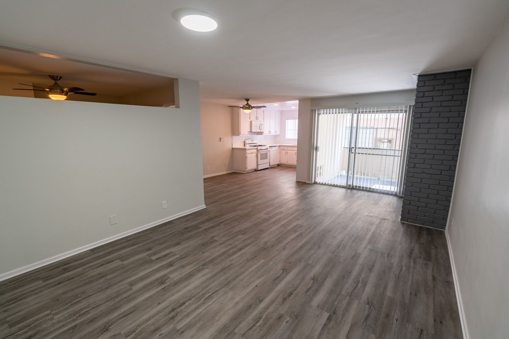 Northridge Apartment: 18407 Dearborn Street