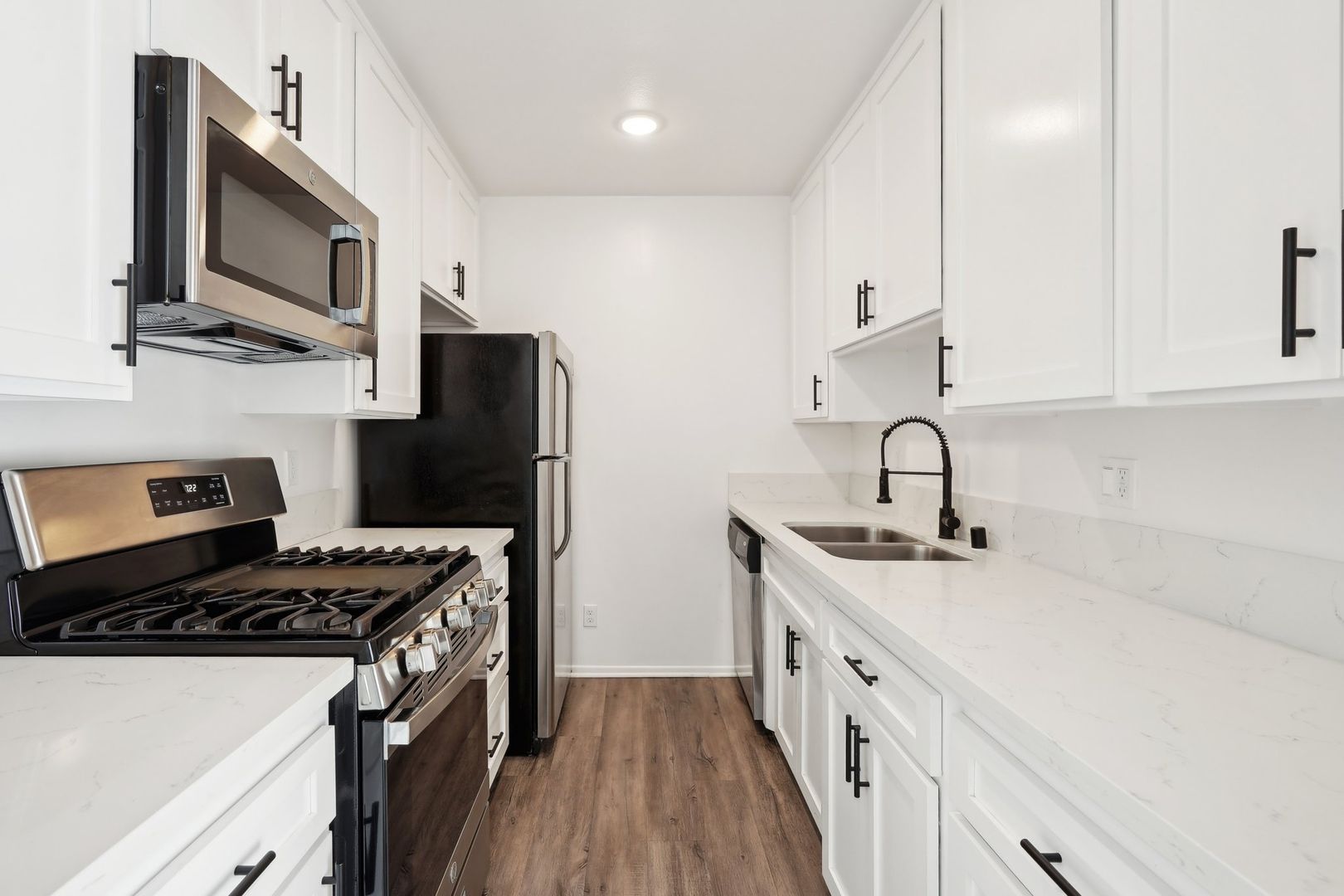 Los Angeles Apartment: 12323 Texas Ave